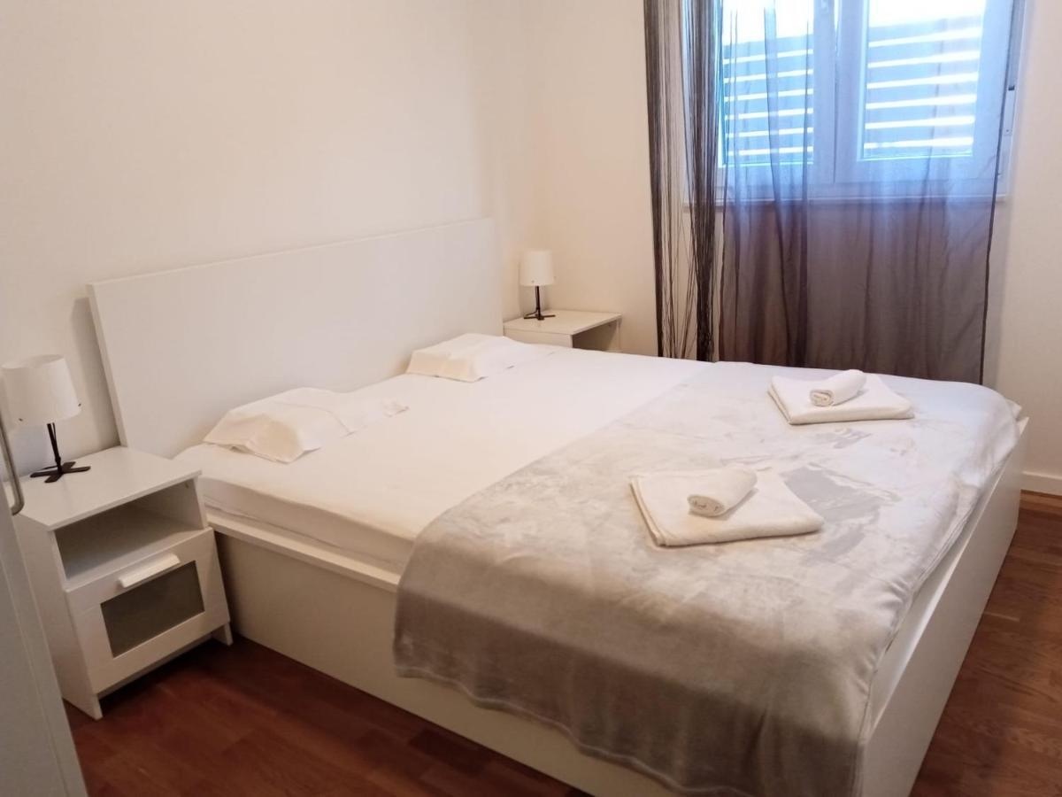 Apartment Paola With Free Private Parking Place Сплит Экстерьер фото